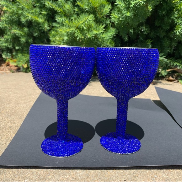 Bedazzled Wine Glass Set - Picture 7 of 11